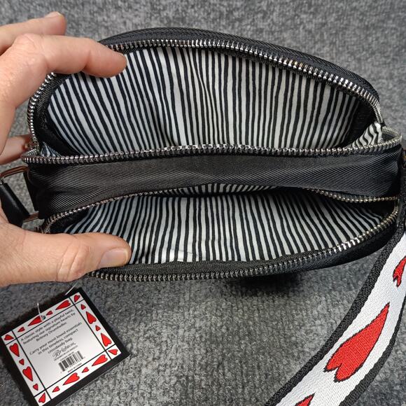 Brighton Love Essentials Crossbody Bag Black Hearts Strap Limited Edition NWT - Picture 3 of 7